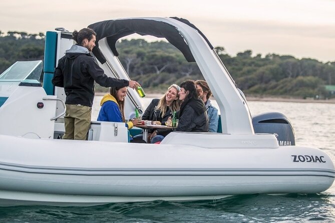 8h rental of Zodiac Medline 7.5 boat in Ibiza - Local know-how: captains who actually explain what you’re seeing