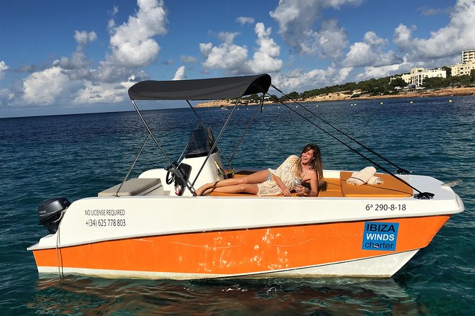 Adventurecat Half day tour - Boat Rental - No license required. - Routes from the port: Northern, Southern (Cala Bassa), and Wild Islands