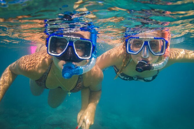 Boat Rental Without License Half day (4hs) - What’s really included (and why it’s good value): fuel, snorkeling, GPS, cool box