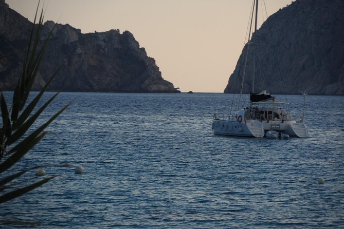 Cala d'Hort Sailing Adventure - Why Cala d’Hort looks different from your boat