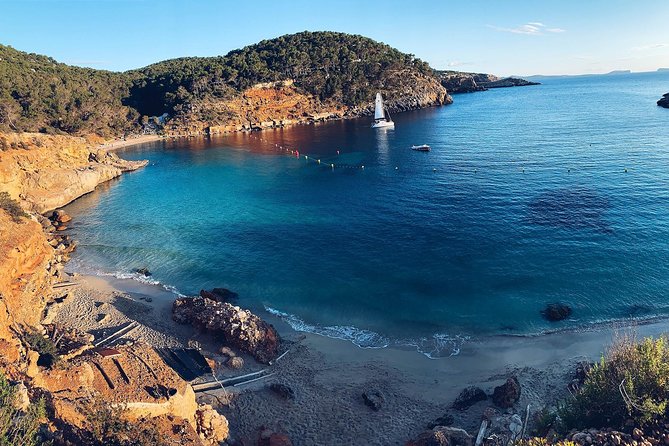 Discover Cala Bassa and Cala Comte on board a catamaran - Ibiza From the West: Why This Route Makes Sense