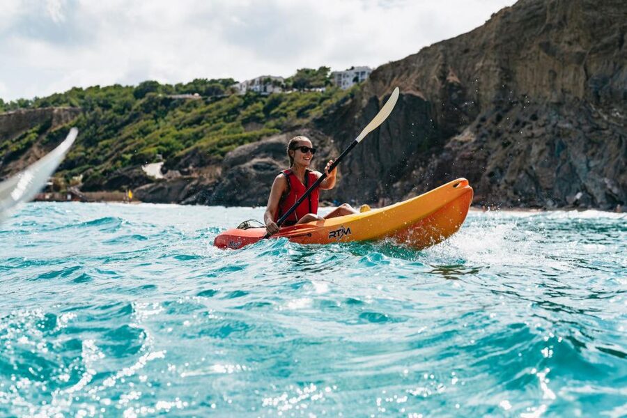 Es Figueral: Guided Kayaking and Snorkeling Tour - Pou des Lleo Beach Stop: The Snack Reset and the Calm Before the Return
