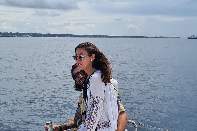 Golden Horizons: Private Sailboat Sunset Sail in Ibiza - Food, Wine, and Snacks: The Comfort Layer You’ll Notice