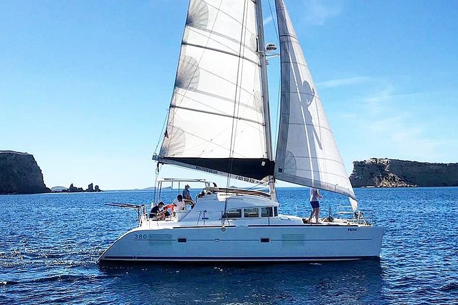 Ibiza Beach Hopping by Catamaran - Platja des Jondal Stop: Beach Time With Flexible Staying Power