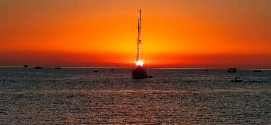 Ibiza: Beaches and Caves Instagram Boat Tour - Price and Value: What $793 Per Group Really Buys