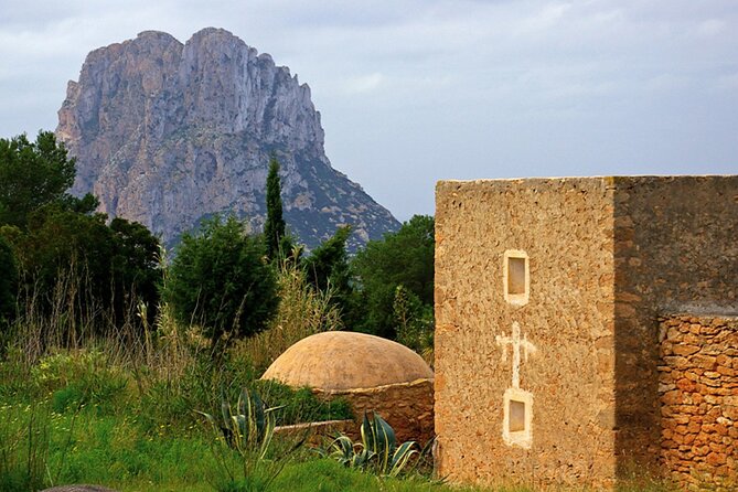 Ibiza Beaches and Villages Private Tour - Es Cubells: a tiny cliff village with a simple pulse