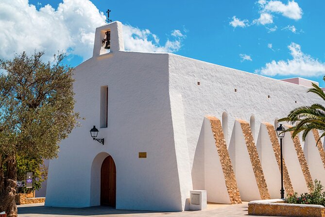 Ibiza Beaches and Villages Private Tour - Old-town context: how the guide frames Cathedral, Castell, and Dalt Vila