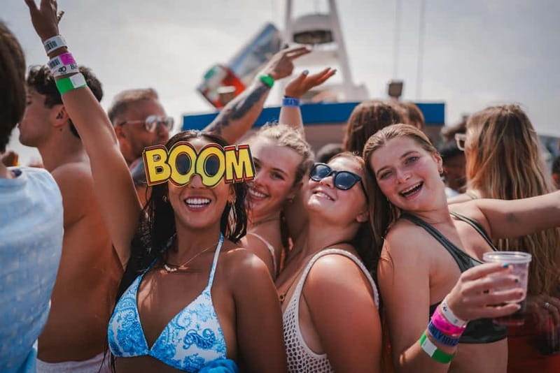 Ibiza Boat party with unlimited drinks, Brunch & pool party - The Pre-Party at Hotel Vibra Marenostrum Pool (Brunch and Live DJ)