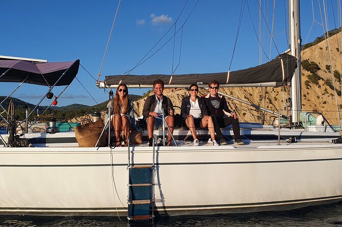 Ibiza Boat Trip to Formentera | Full-Day Experience - Food and drinks that make the day feel lighter