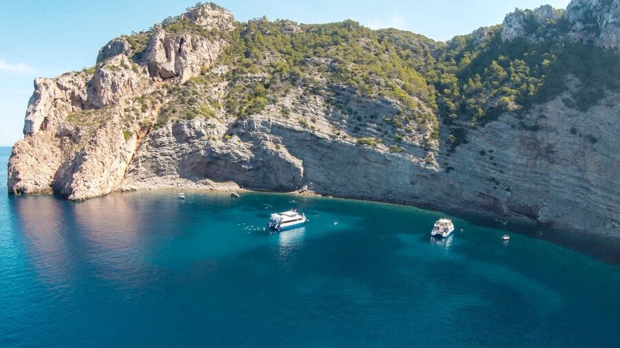 Ibiza: Cala Salada & North Cruise with Drinks & Snorkeling - Ses Balandres Swim Stop: Snorkeling Gear and Real Water Time