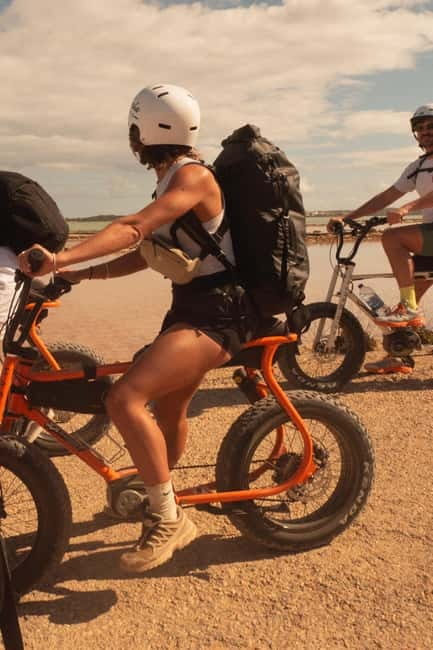 Ibiza: E-Bike self-guided rental adventure - Battery management: balancing momentum with peace of mind