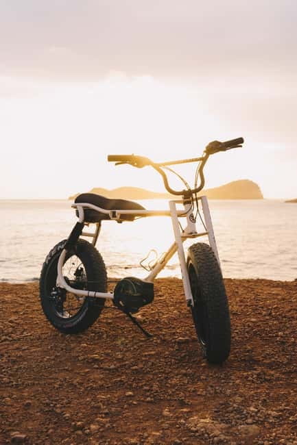 Ibiza: E-Bike self-guided rental adventure - Cala Nova beach: the crystal-clear reward at the end (or near the end)
