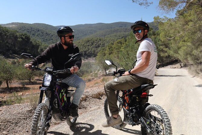 Ibiza: Electric Motorbike Excursion - Rider requirements that affect comfort and confidence