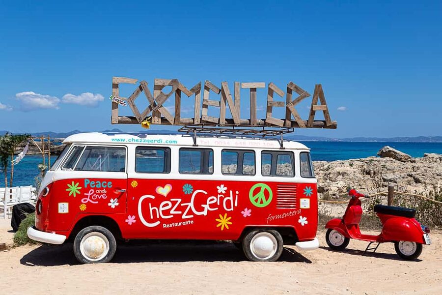 Ibiza: Formentera Boat Cruise with Paddle, Snorkel & Lunch - Three return times to Ibiza: choose the vibe, not the default