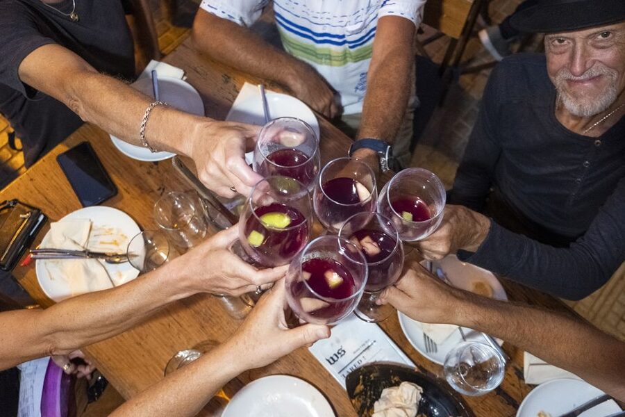 Ibiza: Guided Food Tour of Ibiza Town with Tastings - Dalt Vila Finish: Ice Cream at UNESCO and a Chance to Wander