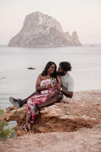 Ibiza: Photoshoot at Es Vedrá panoramic viewpoint & sunset - Who this photoshoot is best for