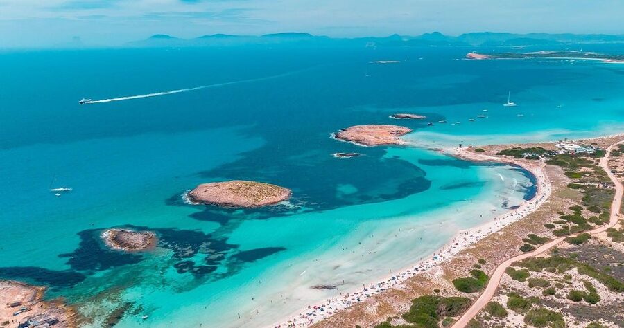Ibiza: Platja d'en Bossa Round-Trip Transfer to Formentera - Choosing the Right Departure and Return Times