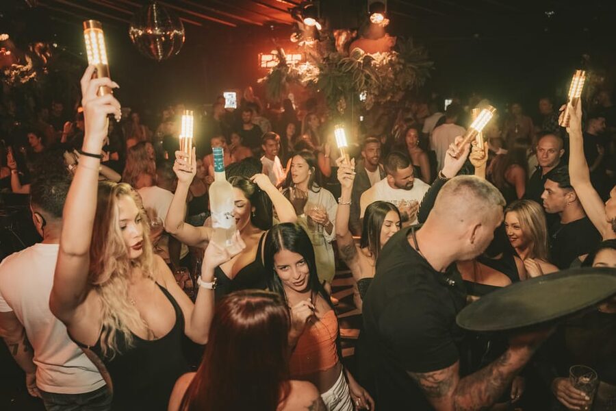 Ibiza: Reggaeton Party Entry Ticket - Quick hits on this Ibiza reggaeton ticket