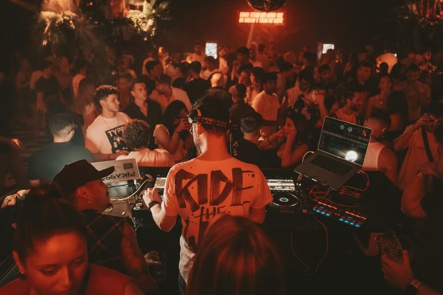 Ibiza: Reggaeton Party Entry Ticket - Latin Club Ibiza at midnight: what you’re buying