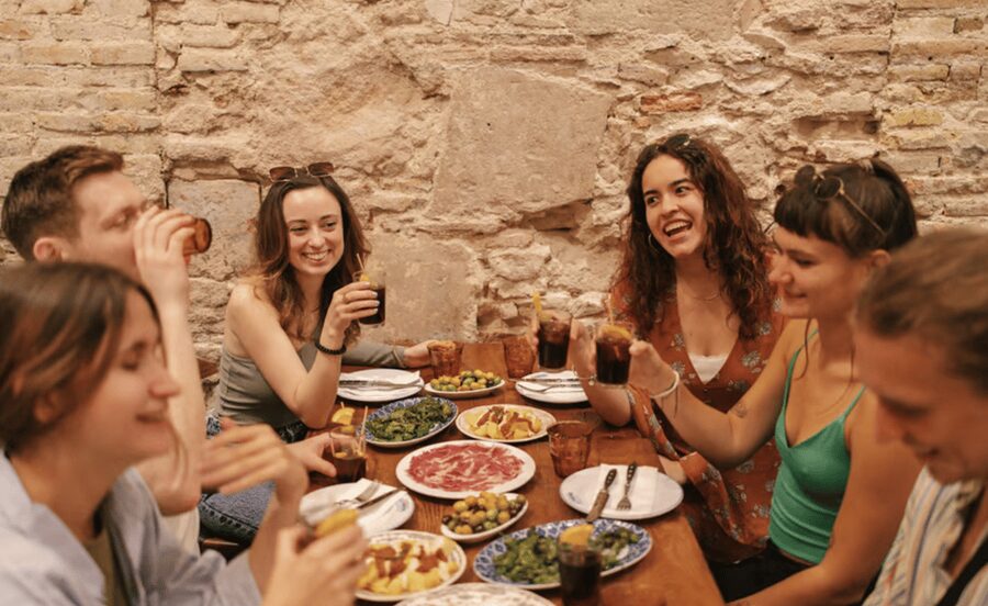 Ibiza’s Sunset Strip Tipsy Tapas Tour - Who this tour is best for