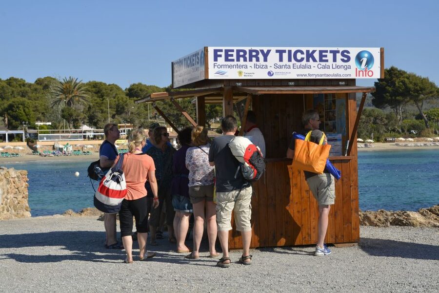 Ibiza: Santa Eulalia Round-Trip Transfer to Formentera - Your day step by step: from Ibiza ports to Formentera
