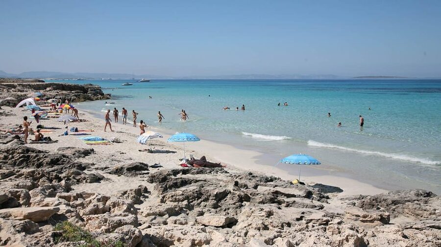 Ibiza: Santa Eulalia Round-Trip Transfer to Formentera - Scenic coastal vistas you can enjoy without trying