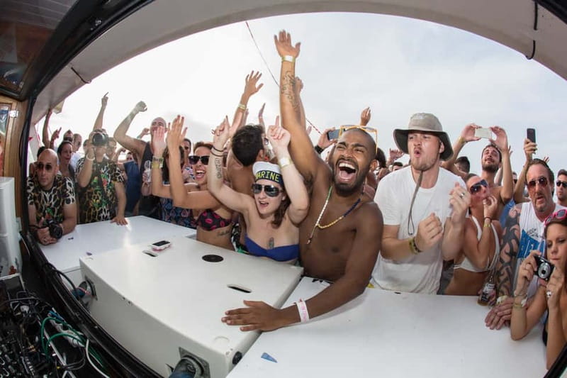 Ibiza: Sunset Boat Party Cruise with DJs with 2 Clubs - DJ energy with Funktion One sound: how the music ride works