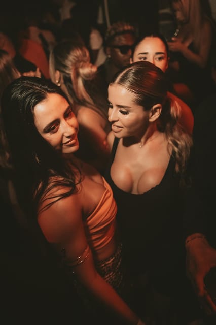 Ibiza:the best reggaeton party. from the white island - The music mix you should expect (and who will love it)