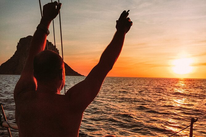 Ibiza to Formentera & Espalmador Sailing with a Small Group - Key Points at a Glance