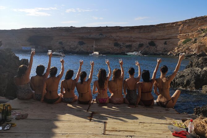 Kayak and Snorkel with Sunset in Ibiza - Sunset from sea level: the payoff of the timing