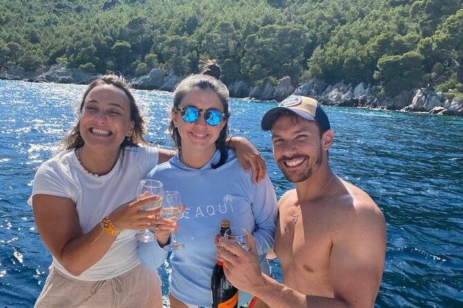 Private Experience Full-day Sailing in Ibiza and Formentera - Snorkeling gear and SUP boards: how to use what’s included