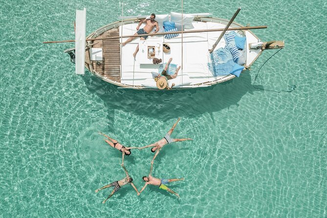 Private Tour 4 hours Es Vedra, Atlantis or Cala Comta, Cala Bassa - Meeting Point and What the 4-Hour Format Means for Your Day