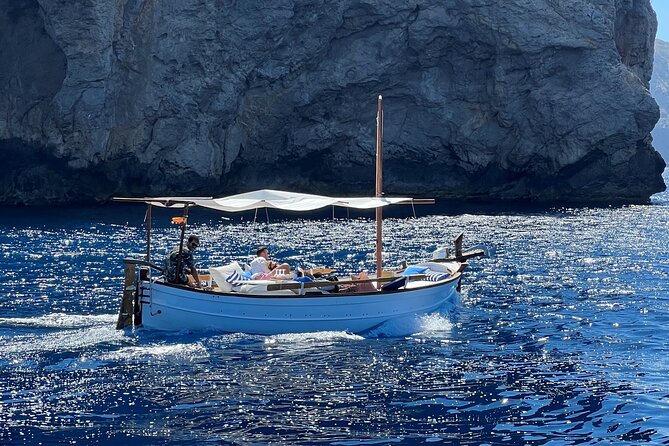 Private Tour 4 hours Es Vedra, Atlantis or Cala Comta, Cala Bassa - Boat Comfort and the Captain Factor (What to Expect in Real Life)