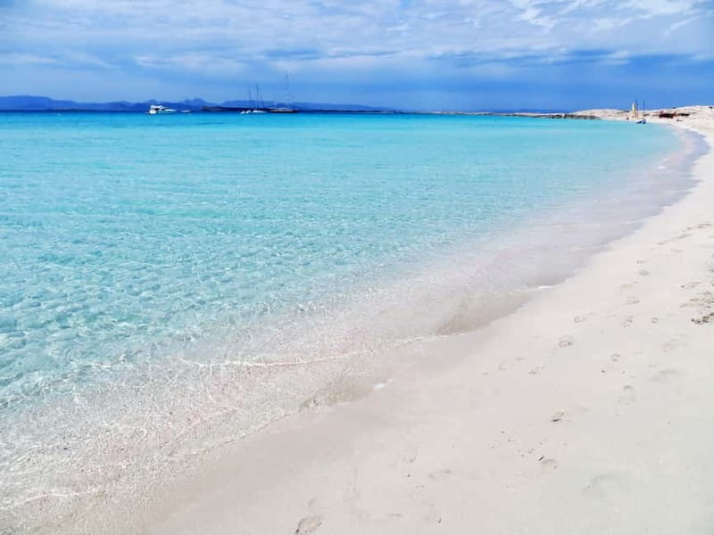 San Antonio: Es Vedrà & Formentera Boat Tour with Snorkeling - Who This San Antonio to Formentera Boat Tour Is Best For