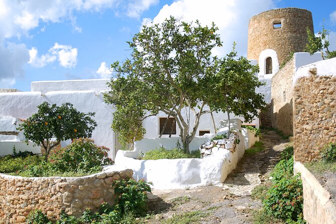 Secrets of Ibiza - Car tour in 8 hours - What you’ll see: the “many faces of Ibiza” approach